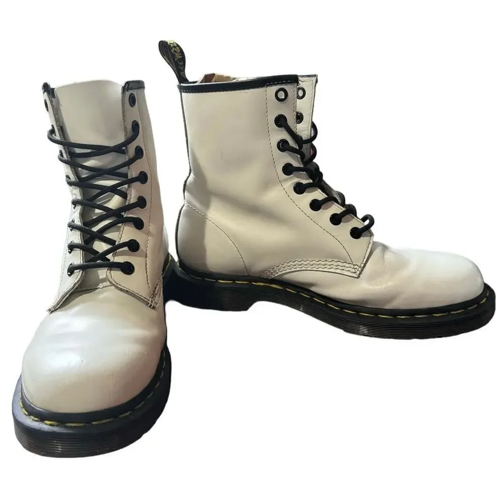 Dr. Martens 1460 Smooth Leather Lace Up Boots In White Size 9